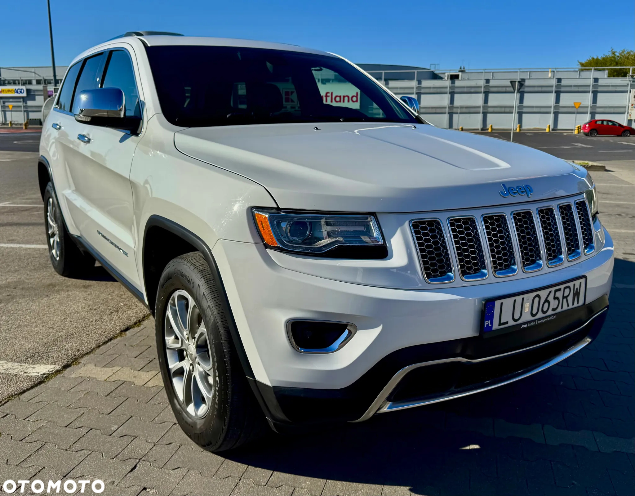 Jeep Grand Cherokee - 11
