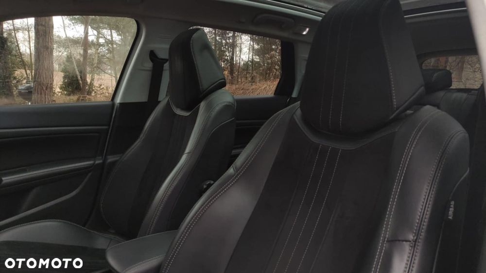 Peugeot 308 1.2 PureTech Allure S&S - 12