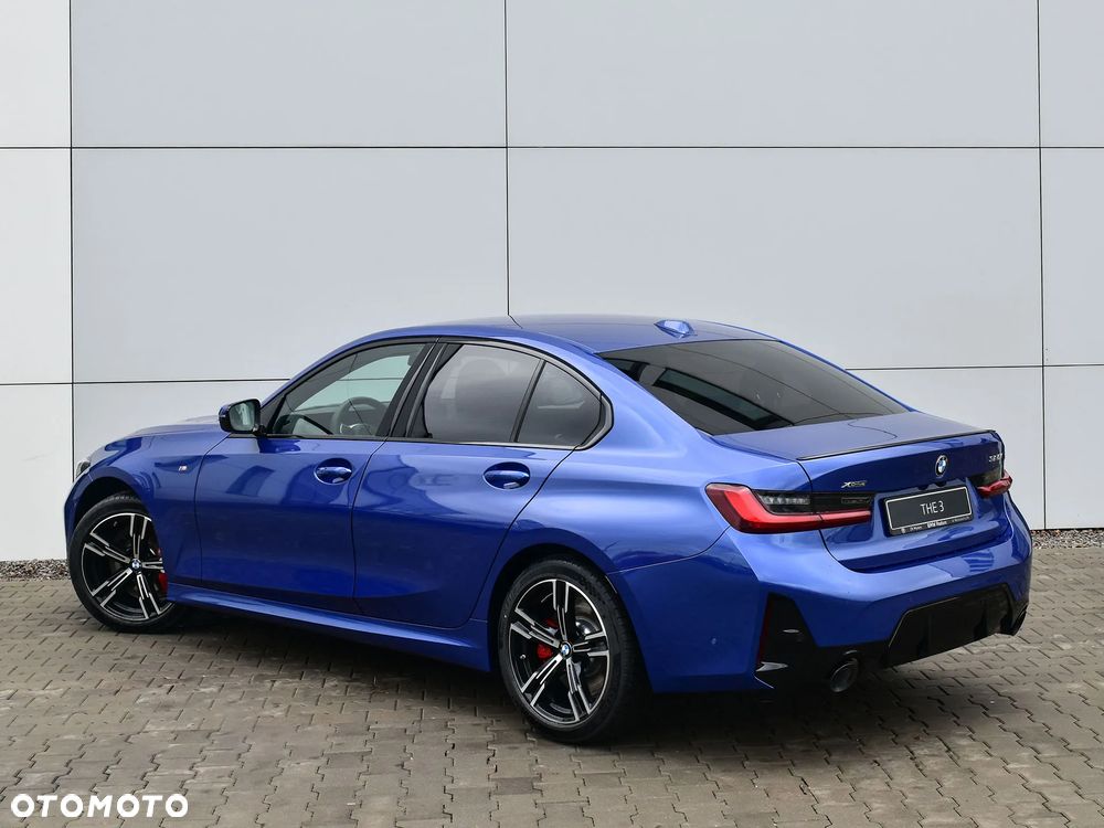 BMW Seria 3 320i xDrive - 10