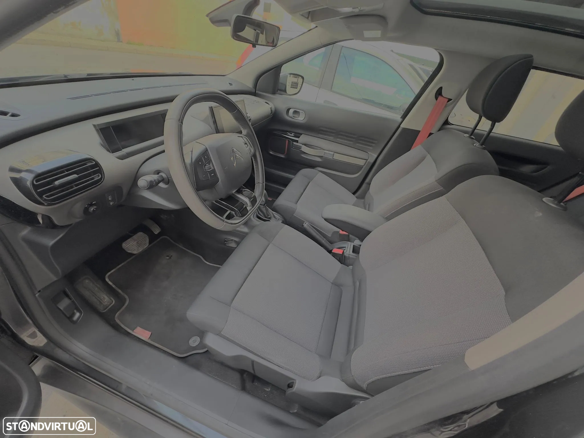 Citroën C4 Cactus 1.2 PureTech Shine EAT6 - 9