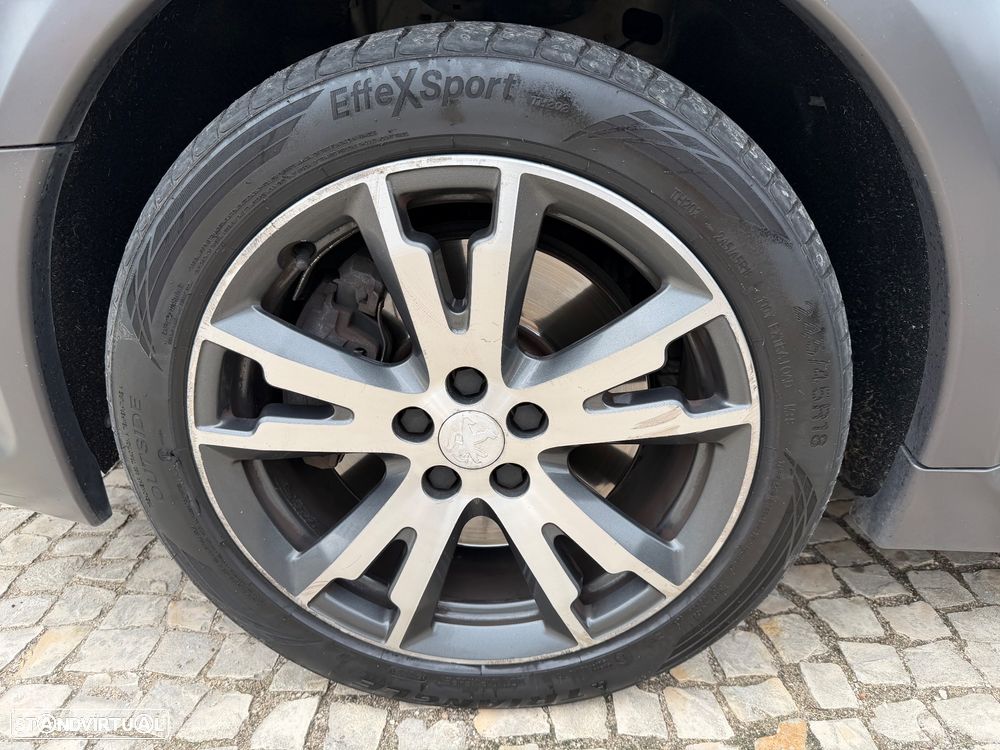 Peugeot 508 RXH 2.0 HDi Hybrid4 Limited Edition 2-Tronic - 13