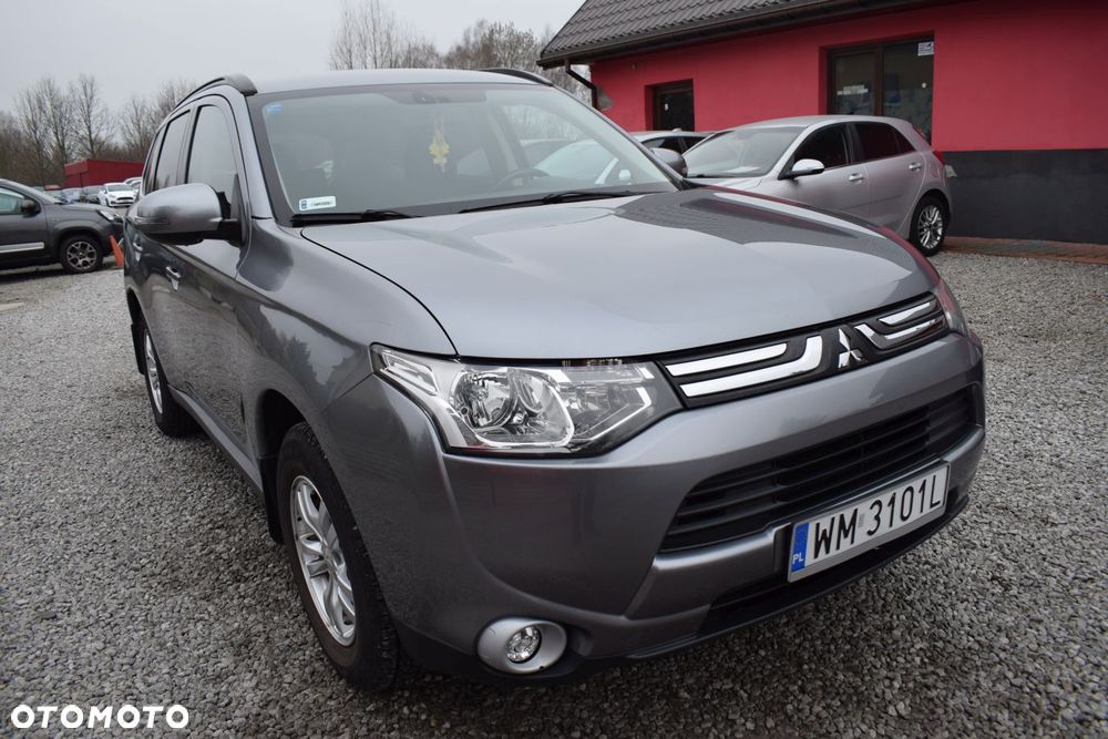 Mitsubishi Outlander 2.0 2WD Inform