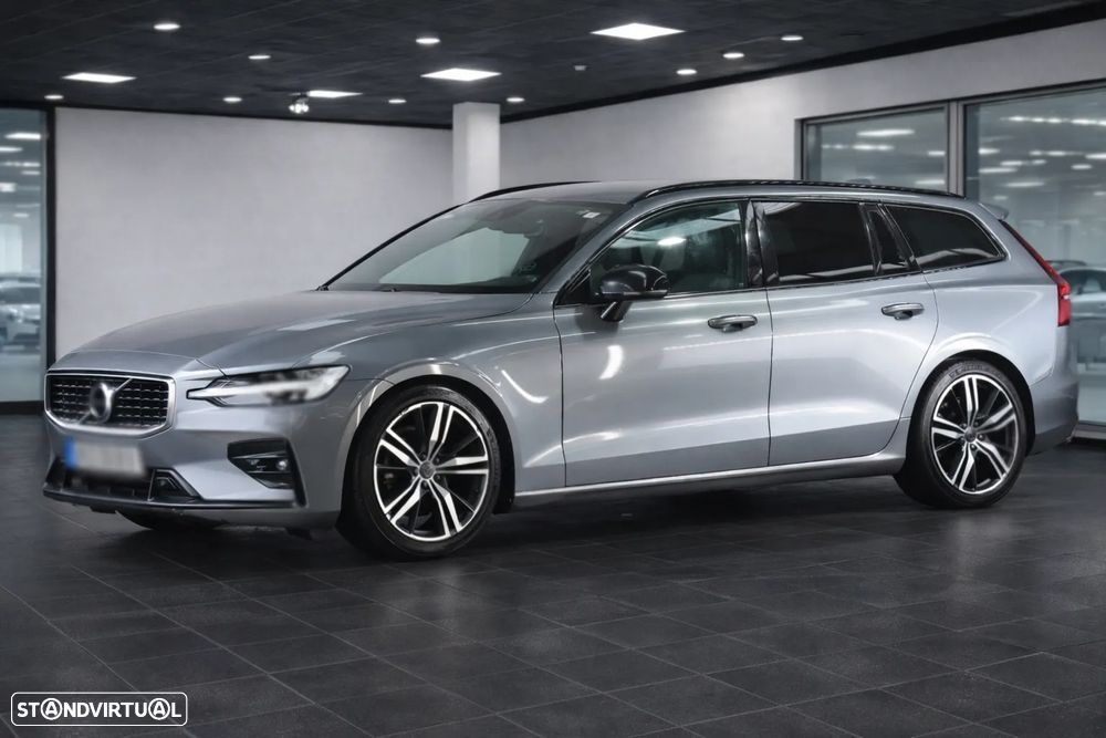 Volvo V60 2.0 D3 R-Design Geartronic - 1