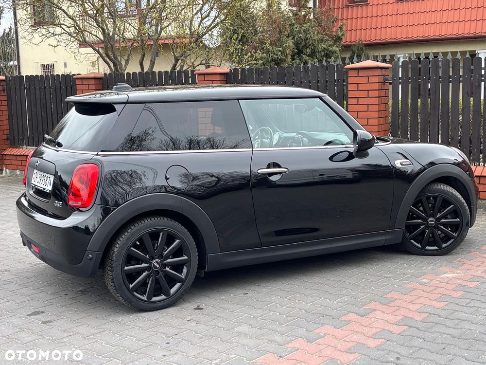 MINI ONE Standard - 10