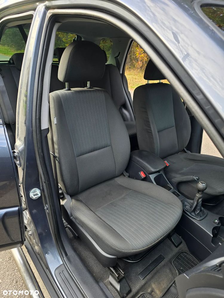 Kia Sportage 2.0 EX - 24