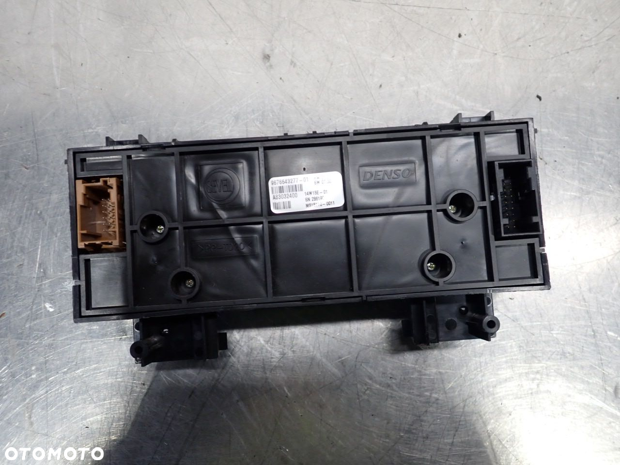 PANEL STEROWANIA NAWIEWU KLIMATYZACJI CITROEN BERLINGO II 1.6 LIFT - 4