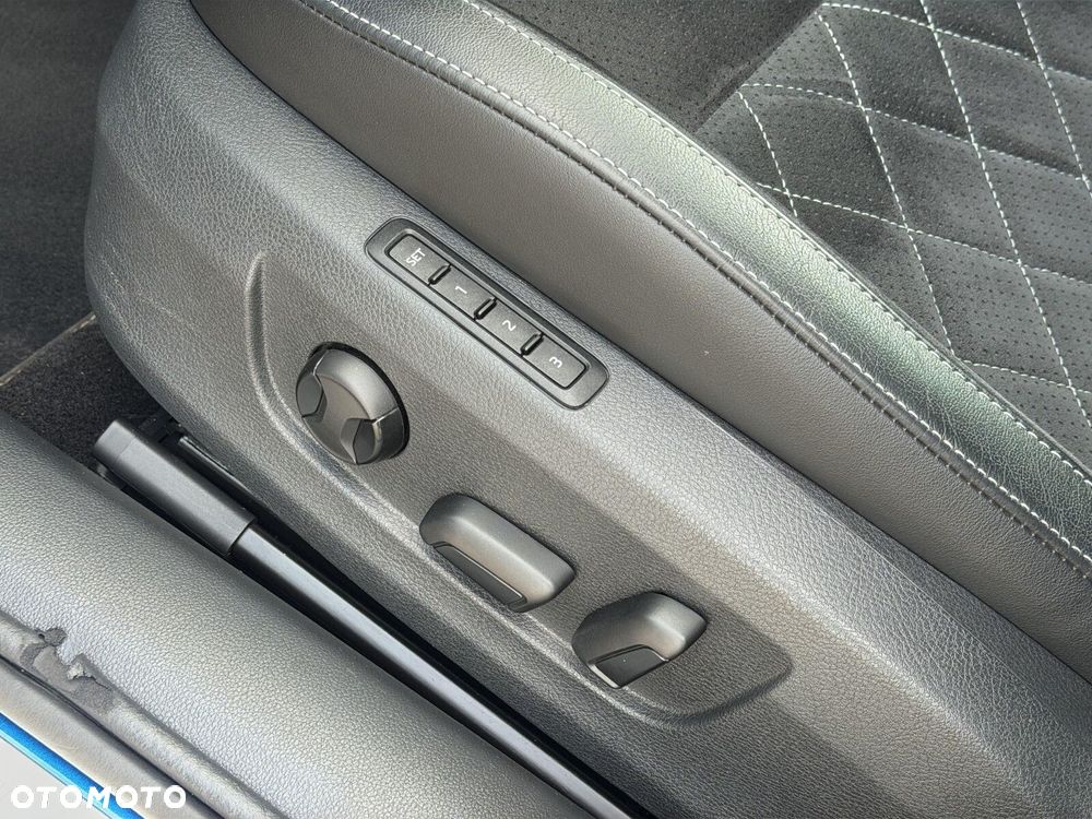 Skoda Superb 2.0 TDI SCR 4x4 Sportline DSG - 12