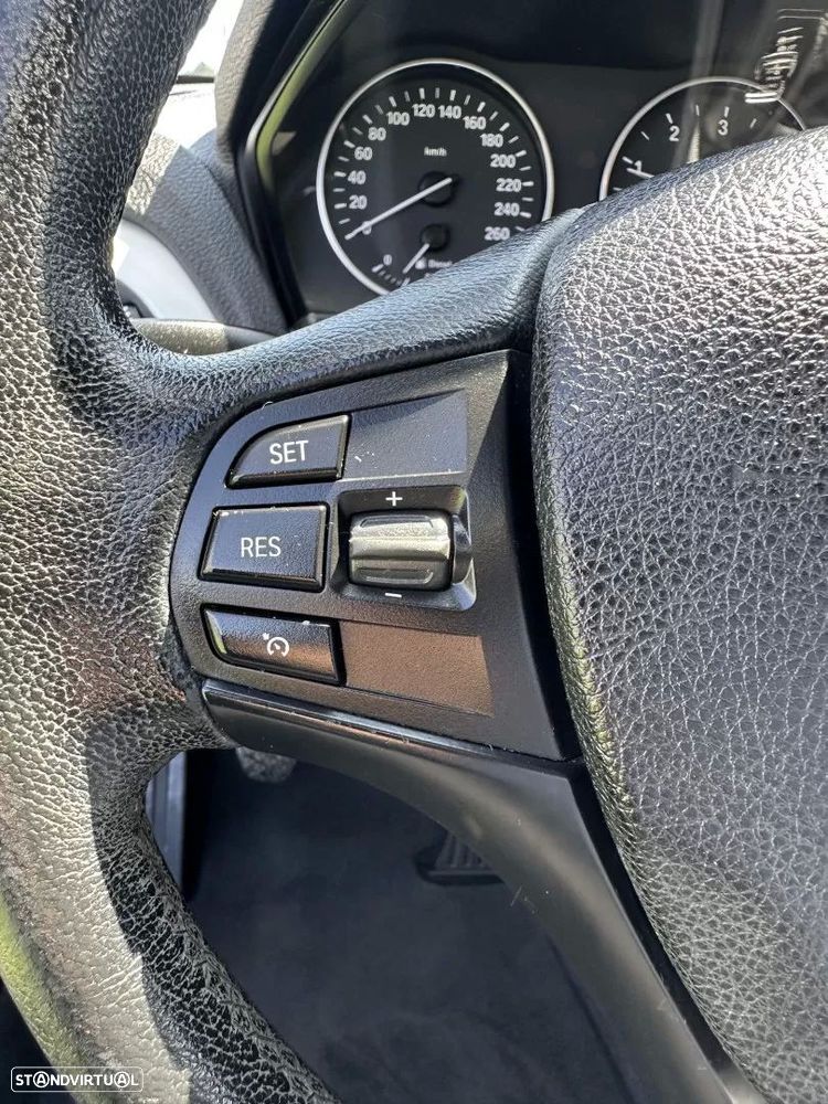 BMW 116 d EDynamics Line Sport - 36
