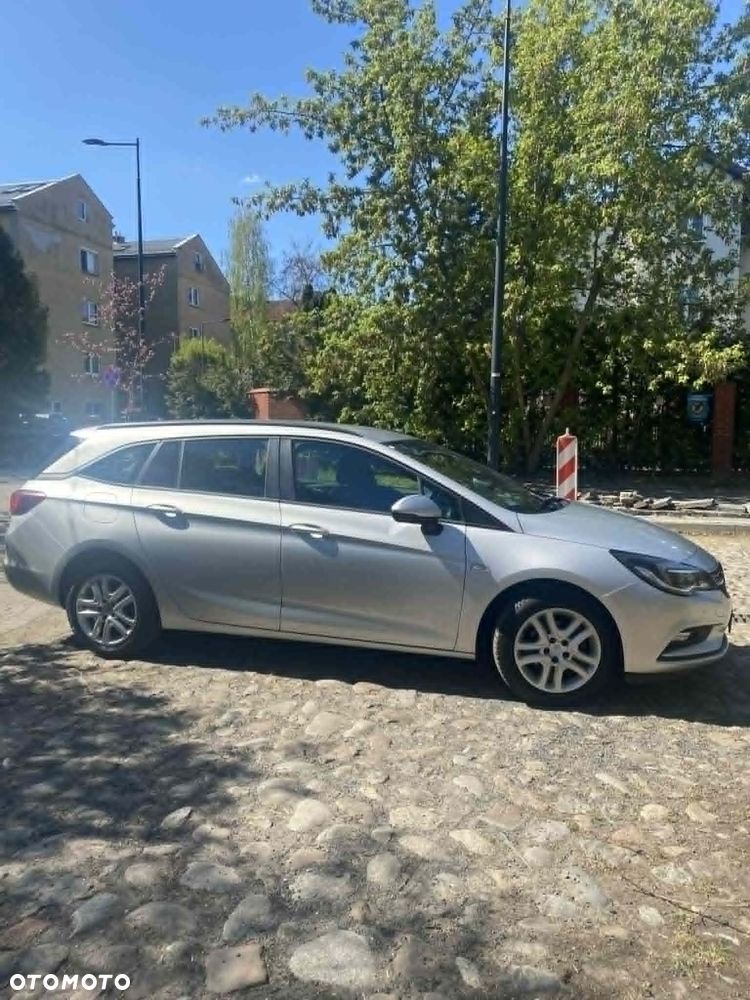 Opel Astra 1.6 CDTI Elite - 2
