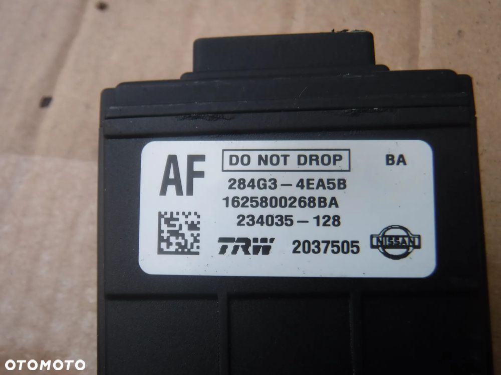 Nissan X Trail X-Trail T32 2014< kamera 284G3-4EA5B asystent pasa - 2