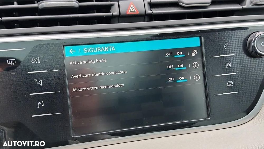 Citroën C4 Grand Picasso - 22