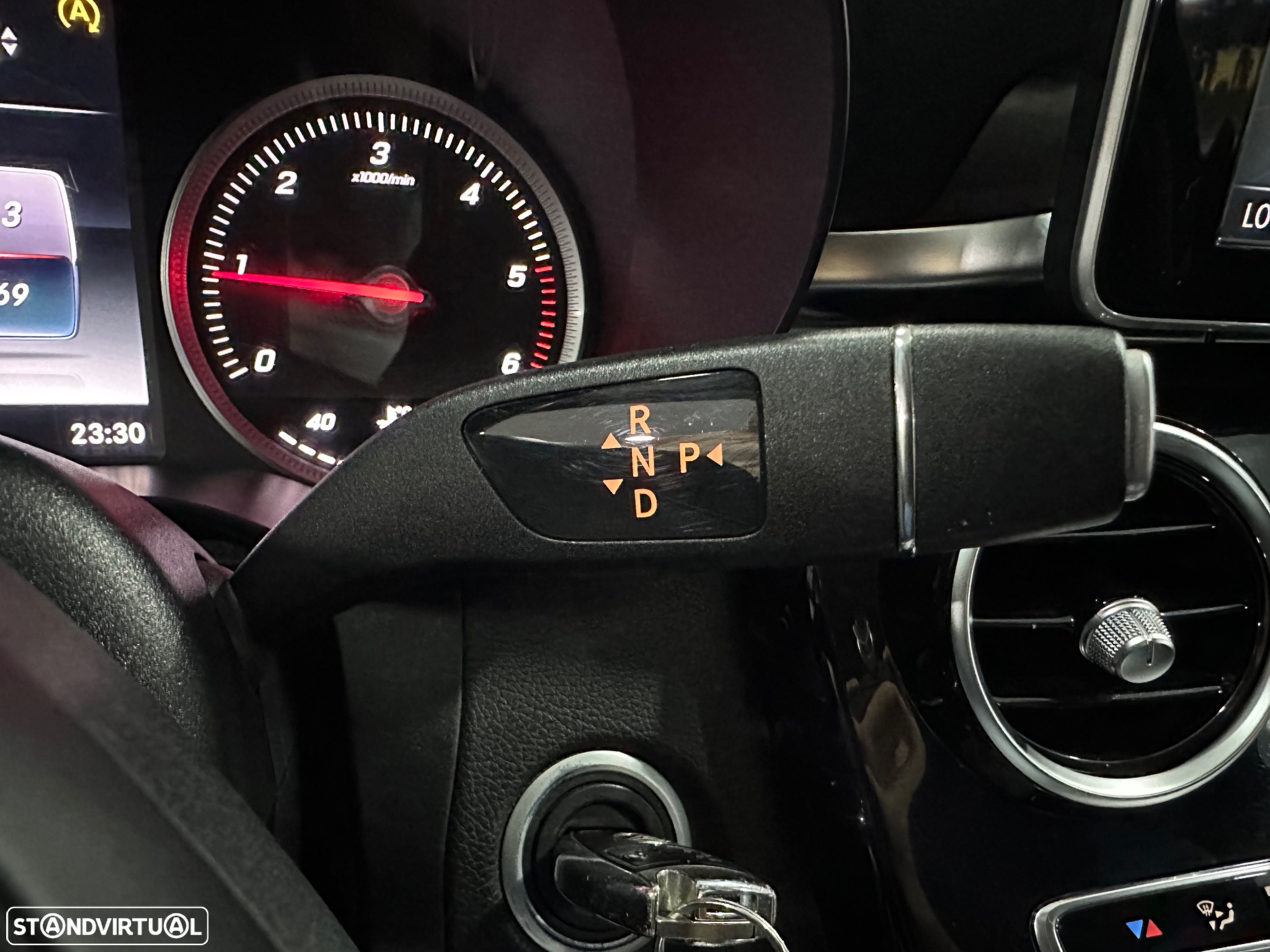 Mercedes-Benz C 180 d Avantgarde Aut. - 21