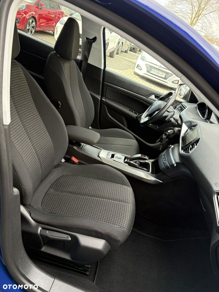 Peugeot 308 - 16
