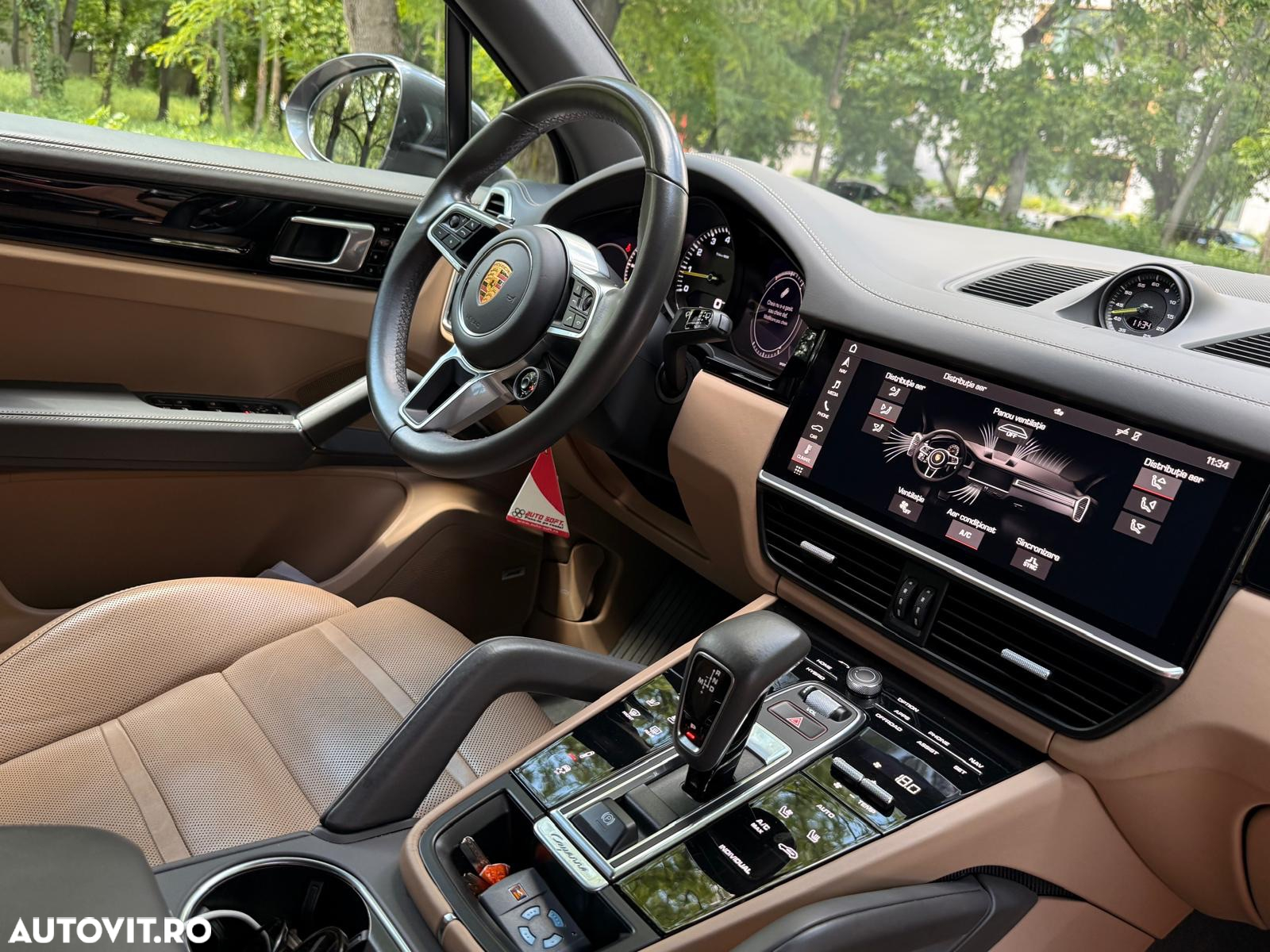 Porsche Cayenne Standard - 11