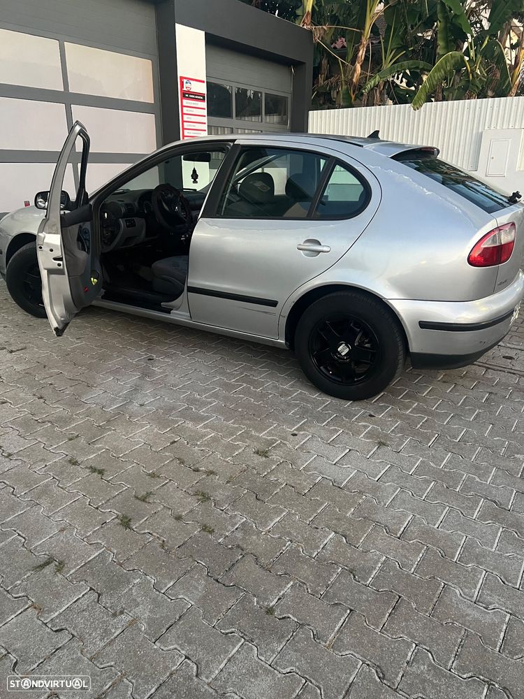 SEAT Leon 1.6 Signo - 1