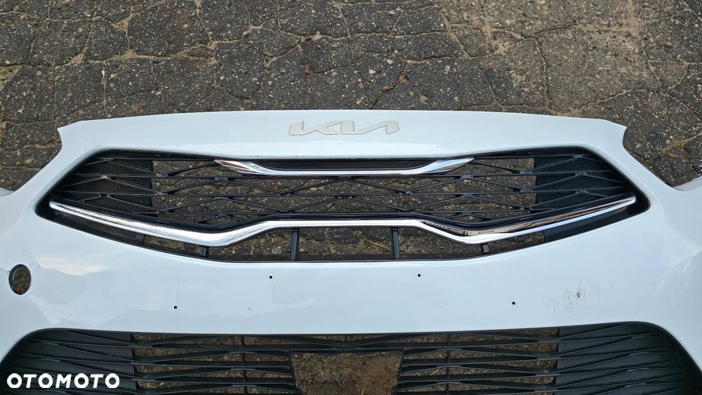 Kia Ceed III Lift 21- Zderzak Przedni Atrapa Ładny Oryginał - 3
