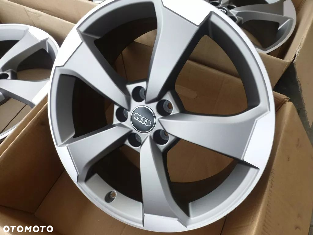 AUDI RS3 ORYGINALNE FELGI ROTOR 8/8,5 ET 42/46 X19 - 7
