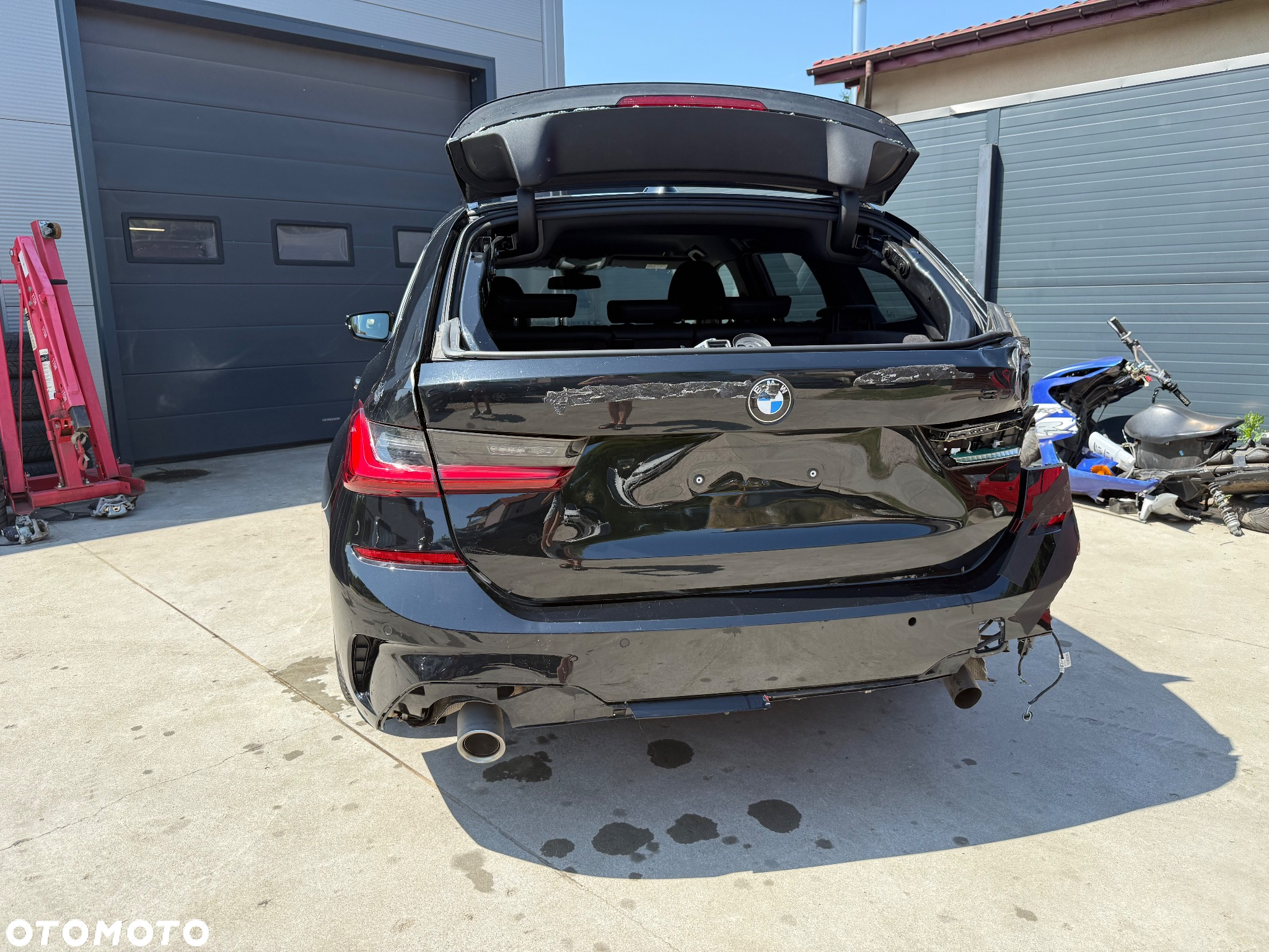 BMW Seria 3 330i M Sport sport - 16
