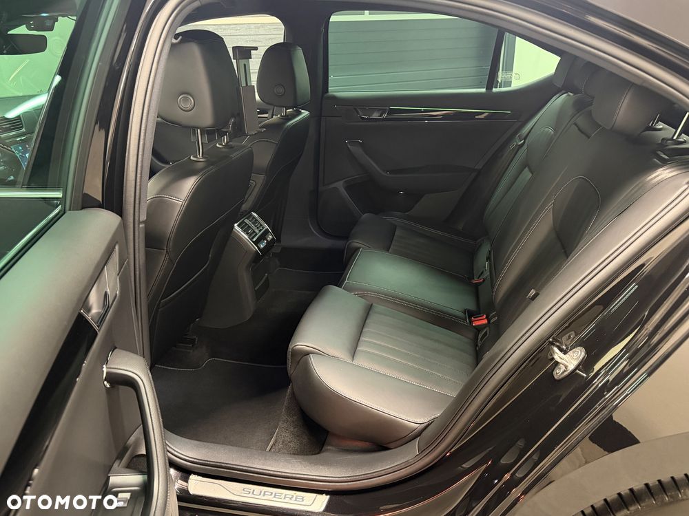 Skoda Superb 2.0 TSI 4x4 L&K DSG - 19