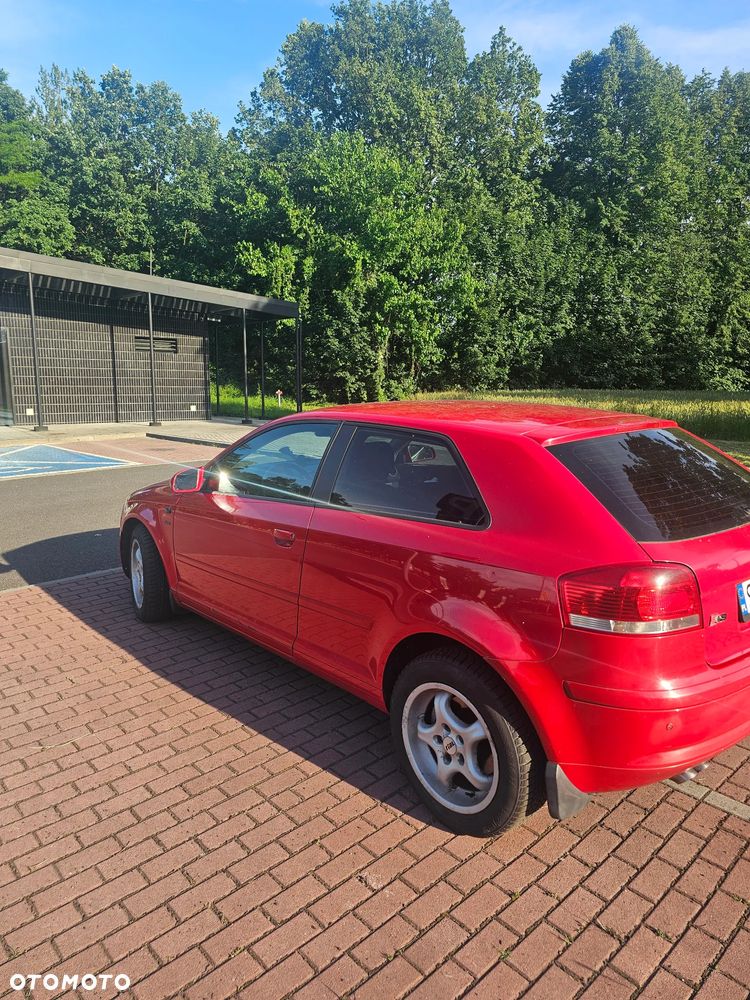 Audi A3 3-drzwiowe 2.0 TDI Ambiente - 2