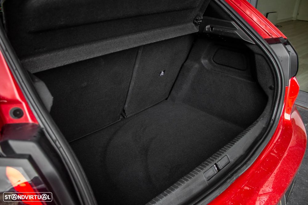 Peugeot 208 1.2 PureTech GT - 30