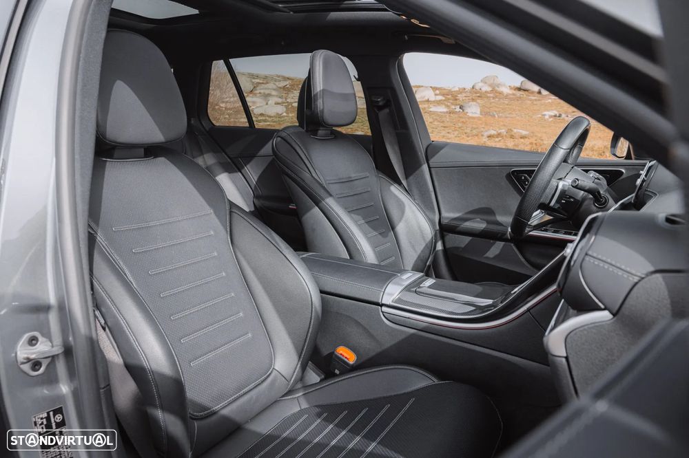 Mercedes-Benz C 300 e T 9G-TRONIC AMG Line - 14