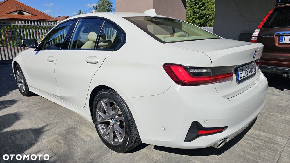 BMW Seria 3 318i Sport Line - 5