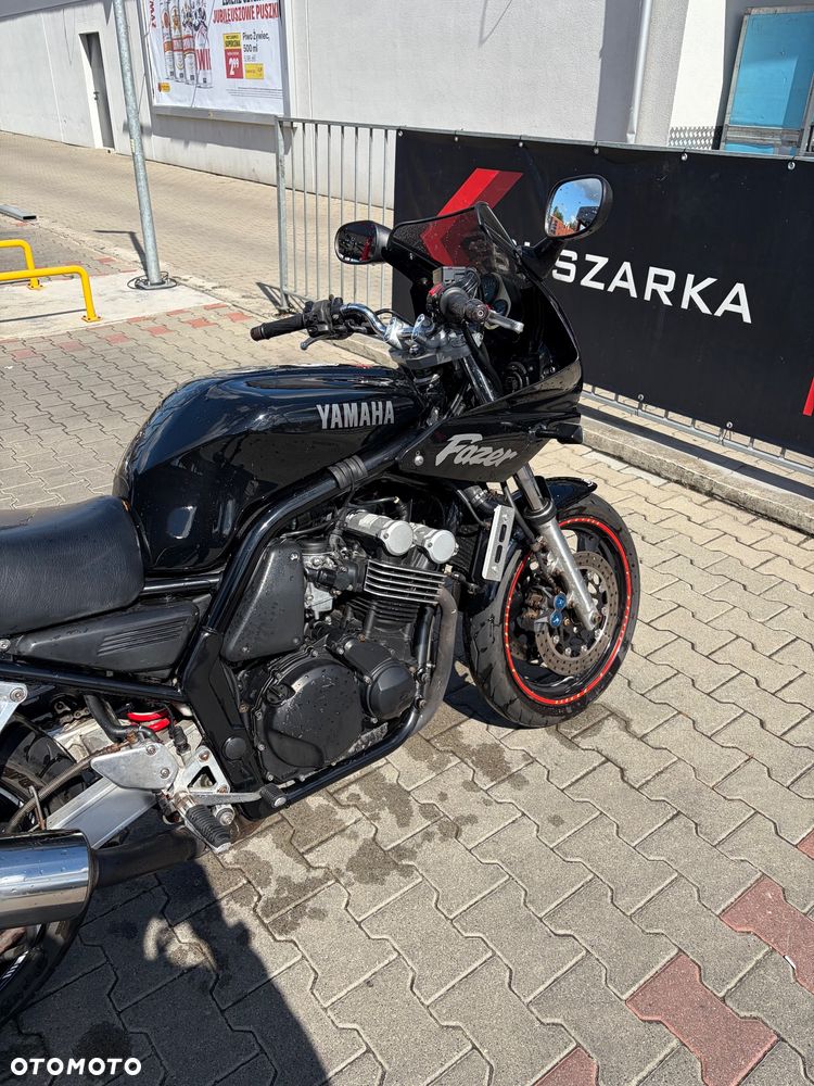 Yamaha FZS - 5
