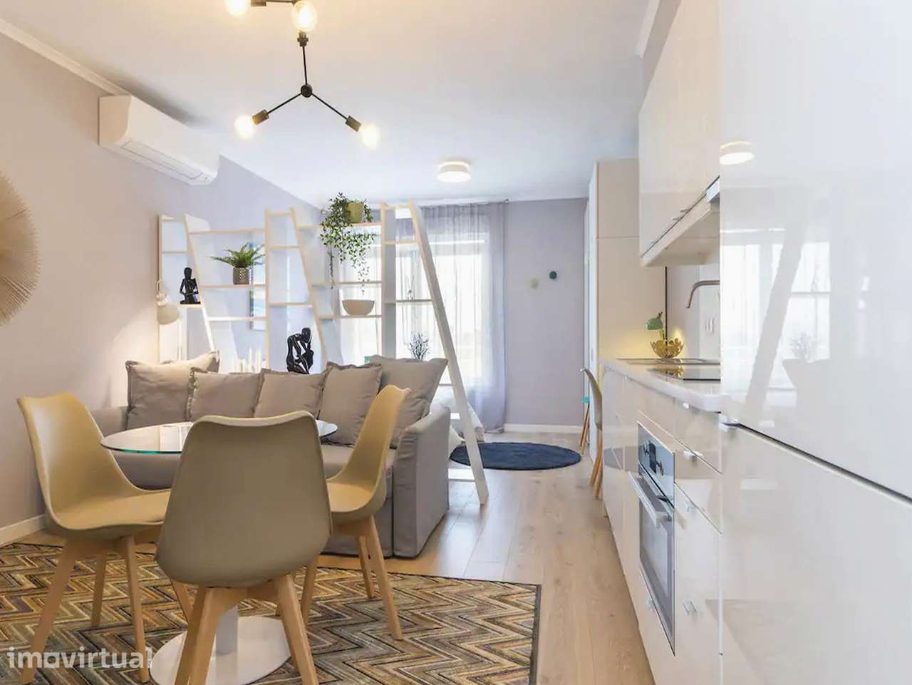 Apartamento T0 em São Domingos de Benfica - Grande imagem: 2/17