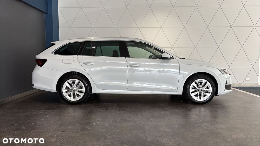 Skoda Octavia 1.5 TSI mHEV Selection DSG - 7