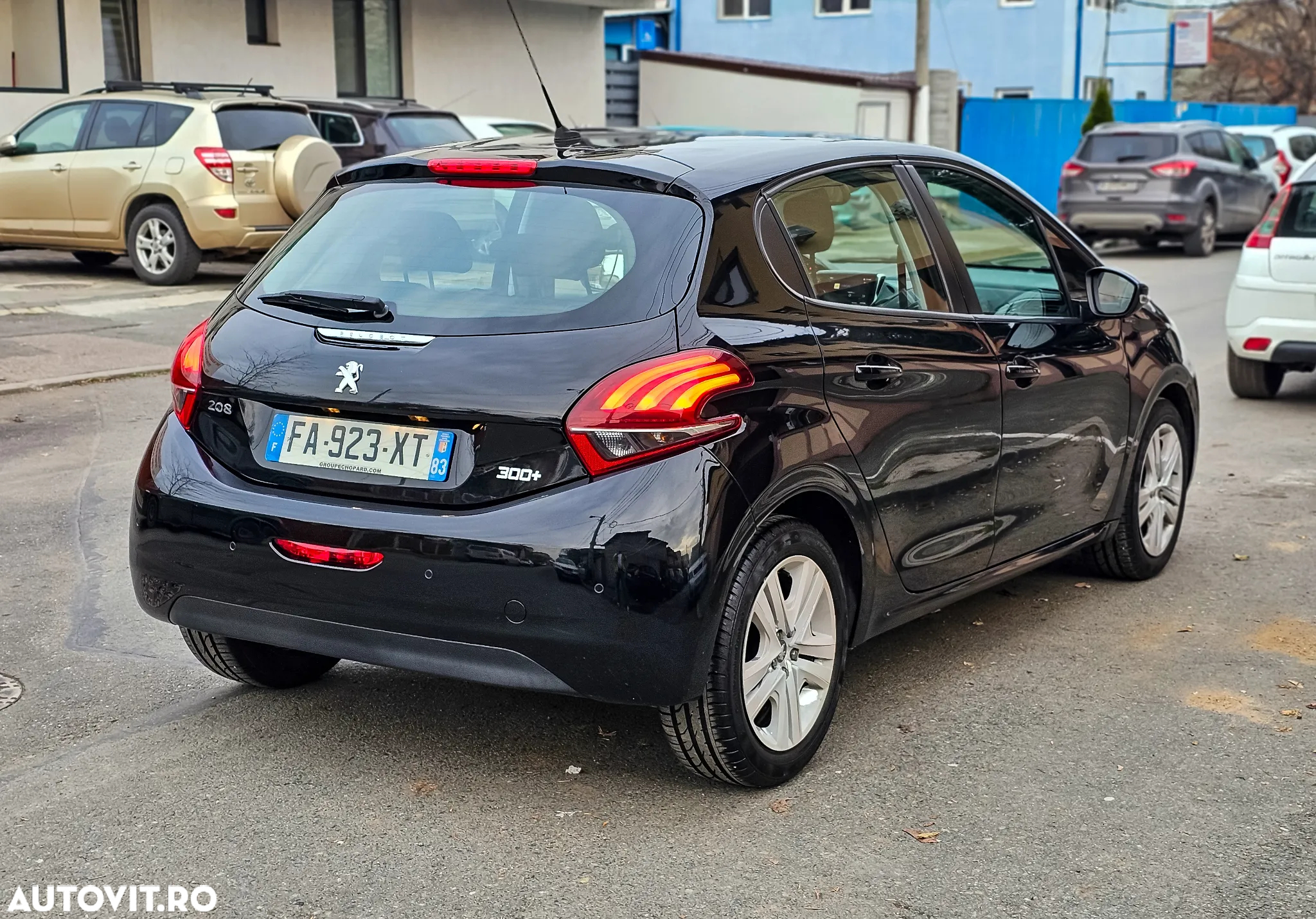 Peugeot 208 1.2 L PureTech Style - 4
