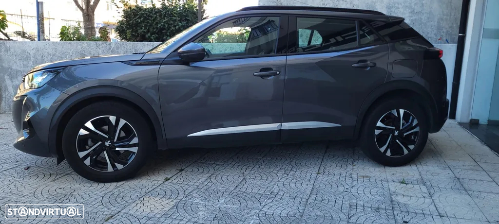 Peugeot 2008 1.2 PureTech Allure Pack - 3