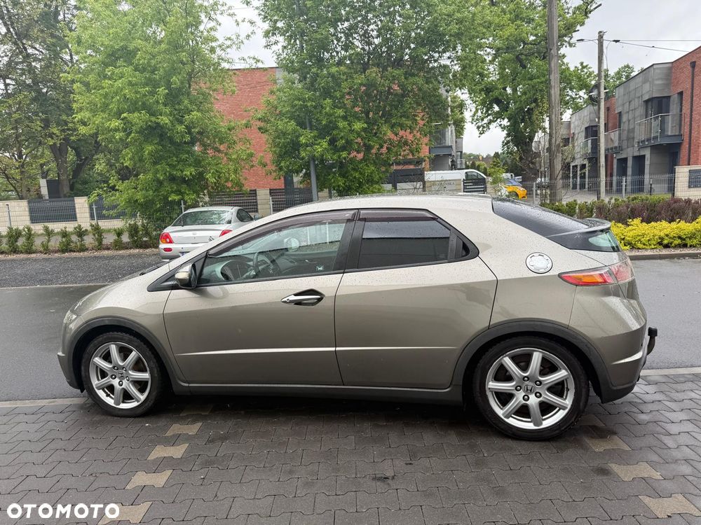 Honda Civic 1.8i-VTEC Automatik Comfort - 23