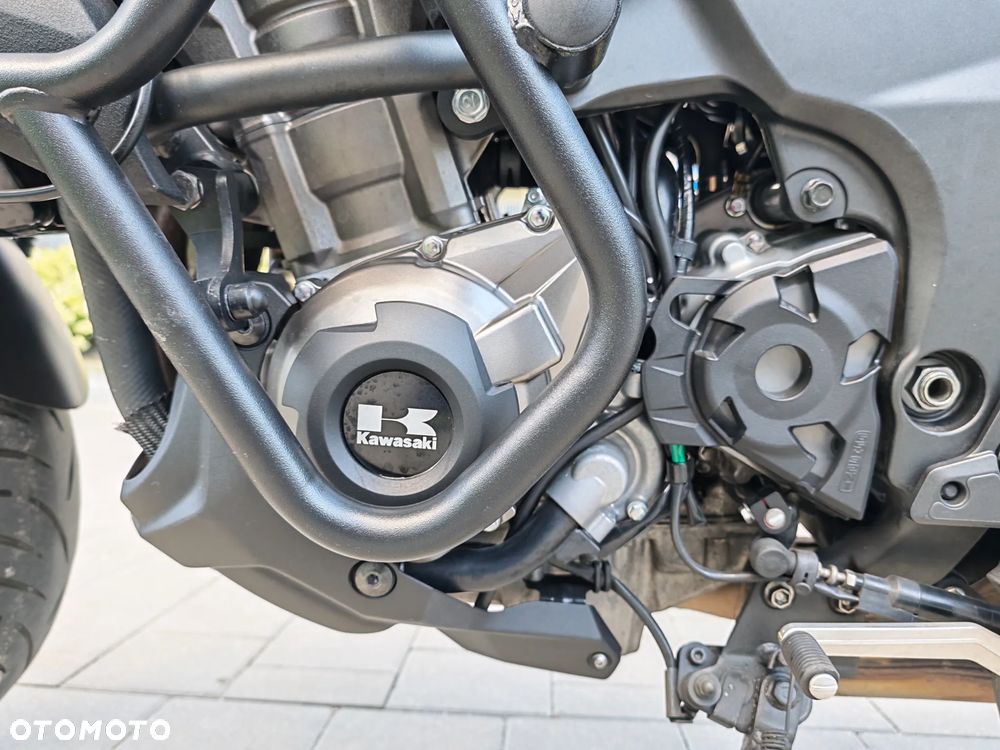 Kawasaki Versys 1000 - 10