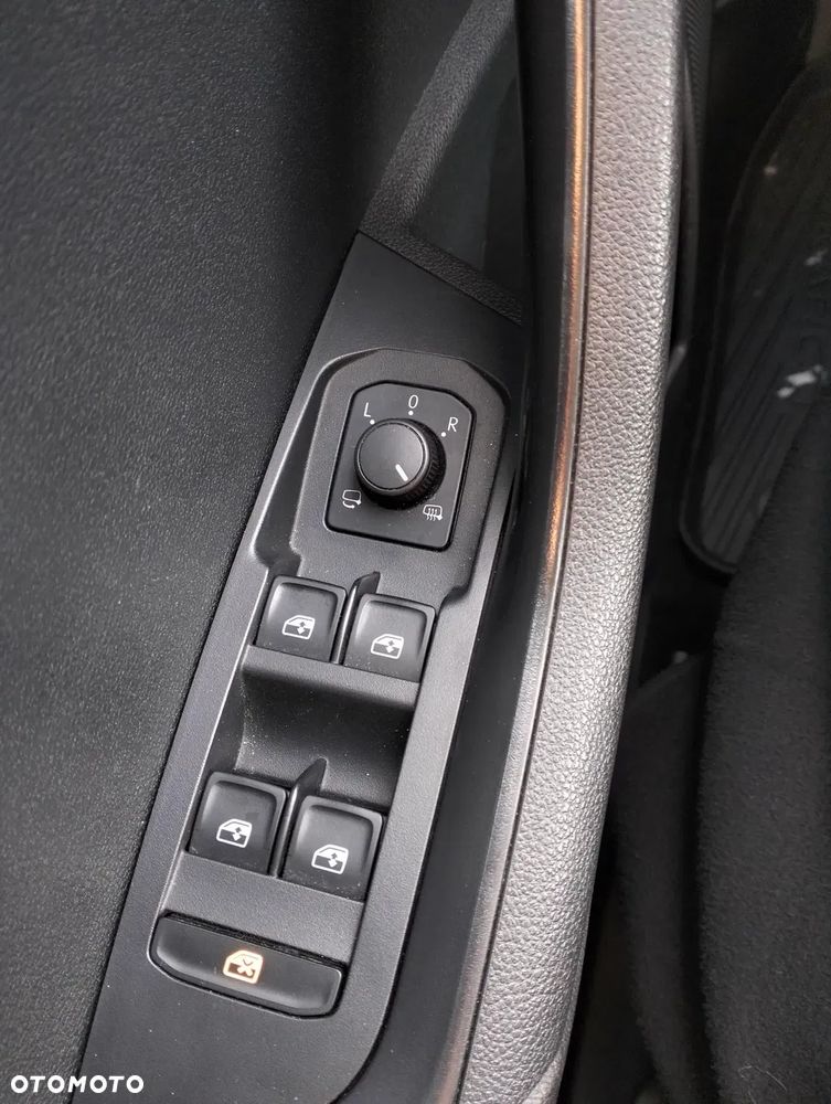 Skoda Karoq 1.5 TSI ACT Ambition DSG - 14