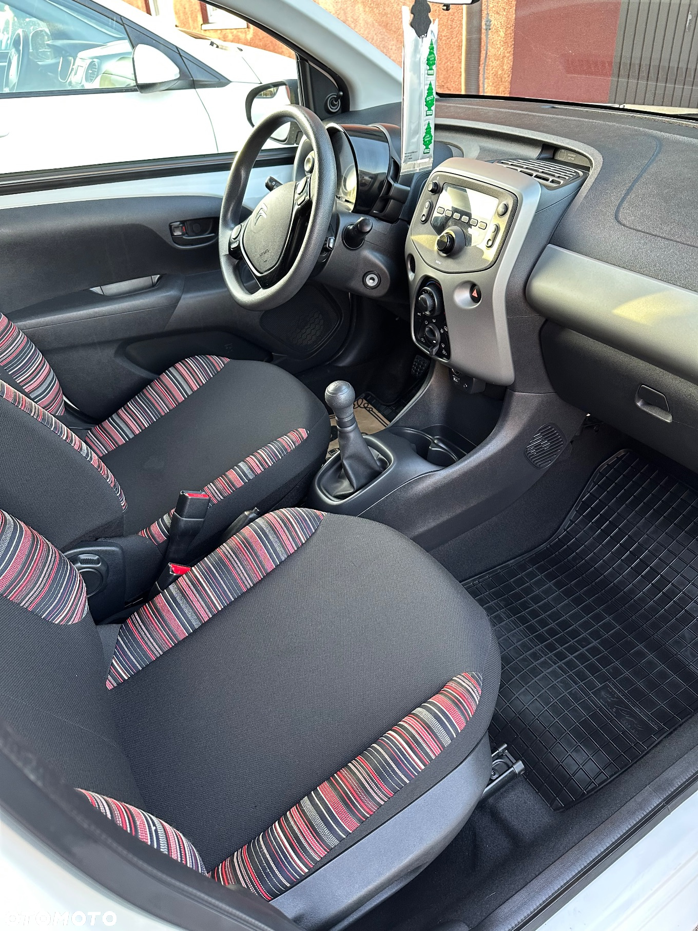 Citroën C1 1.2 Pure Tech Feel - 16