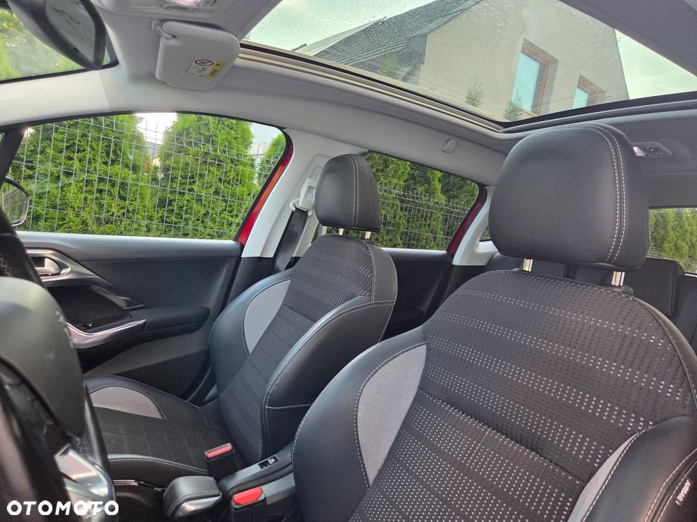 Peugeot 2008 1.6 BlueHDi Crossway - 26