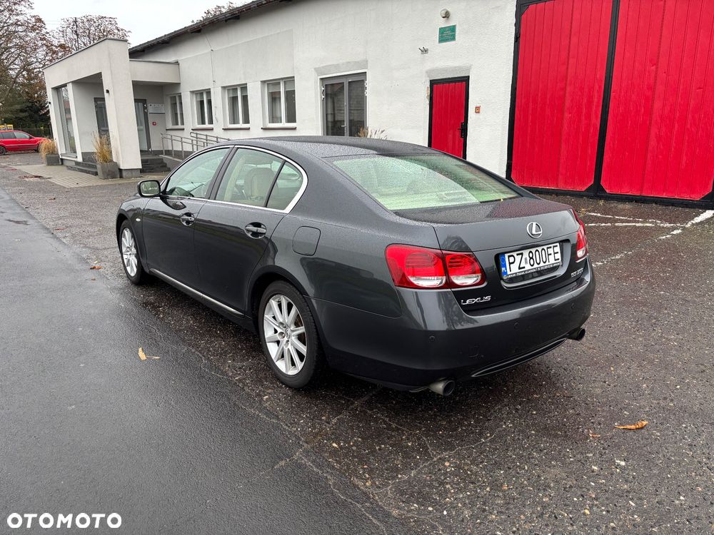 Lexus GS - 4