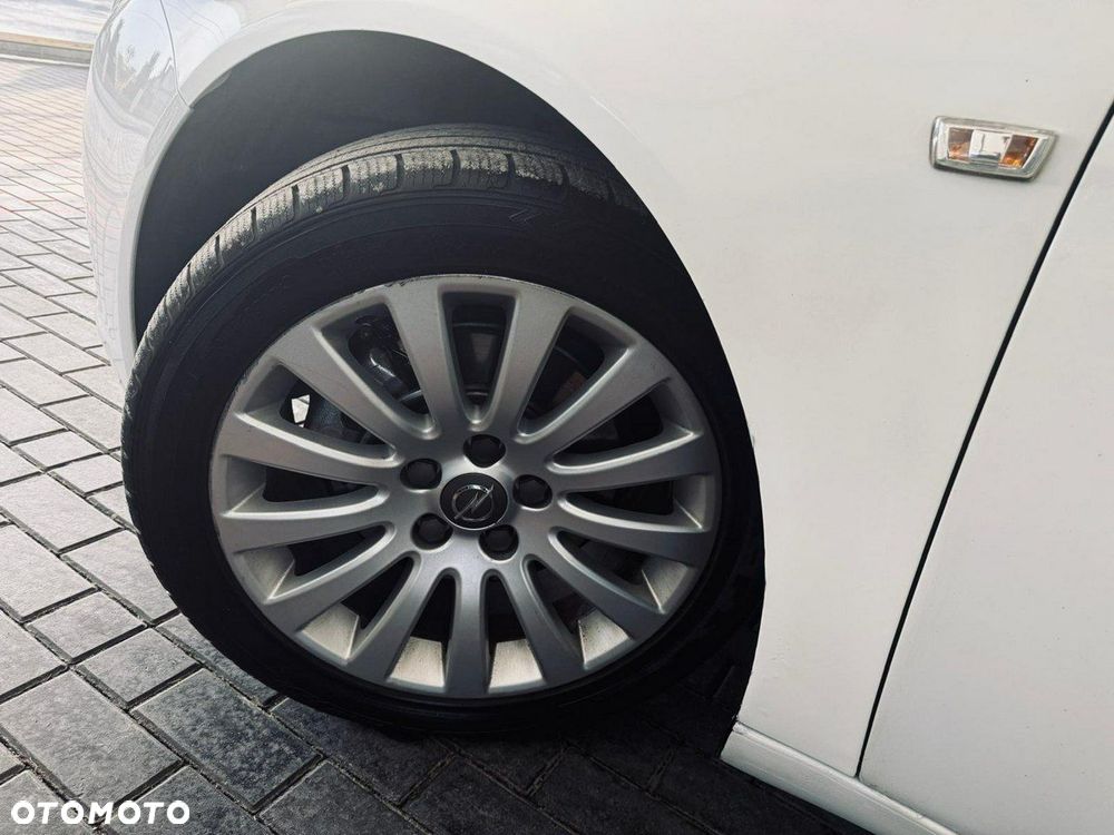 Opel Insignia 2.0 CDTI automatik Active - 17