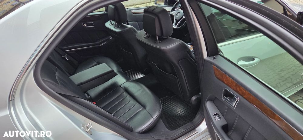 Mercedes-Benz E 350 BlueTEC 4MATIC 7G-TRONIC Edition - 11