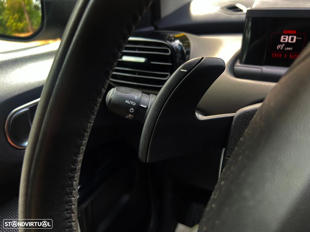 Citroën C4 Cactus 1.6 BlueHDi Shine ETG6 - 14