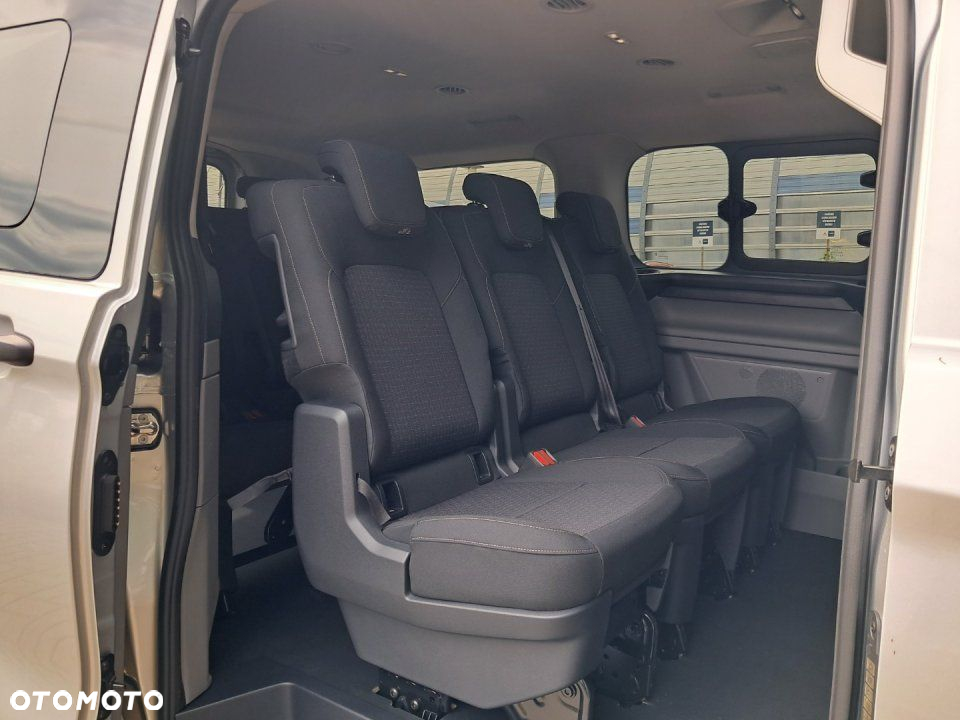 Ford Transit Custom - 10