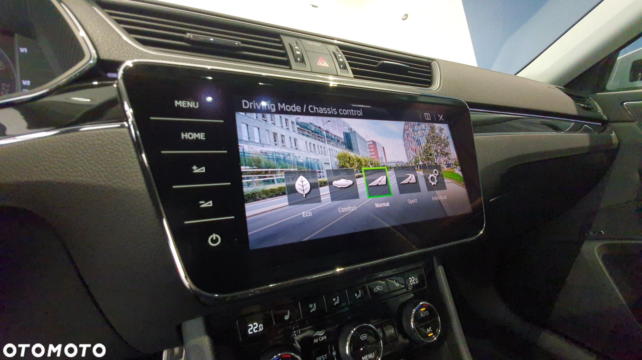Skoda Superb 2.0 TSI L&K DSG - 22