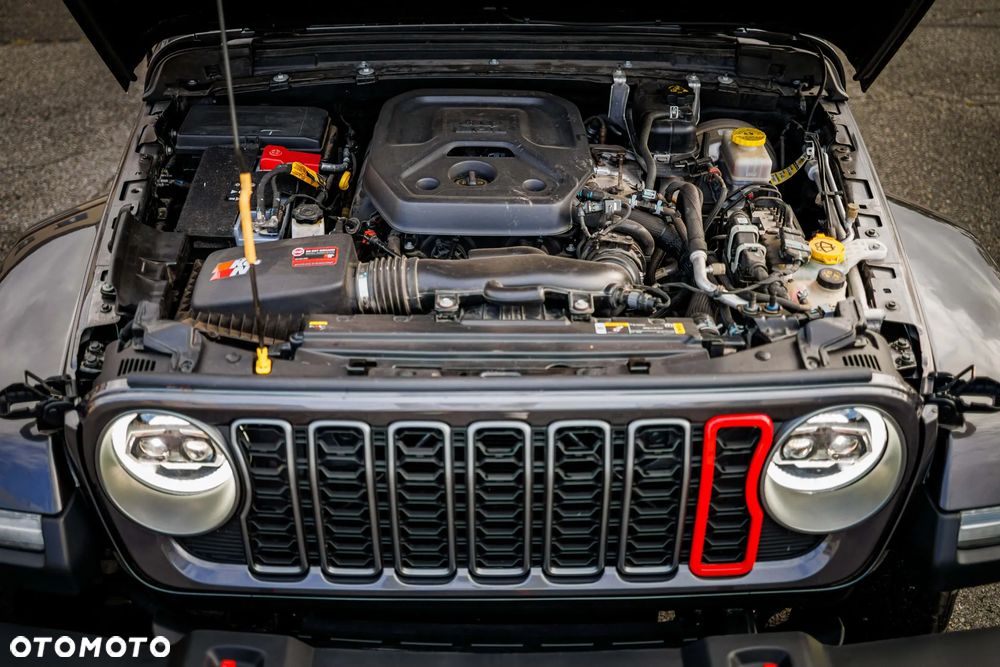 Jeep Wrangler Unlimited GME 2.0 Turbo Sahara - 4