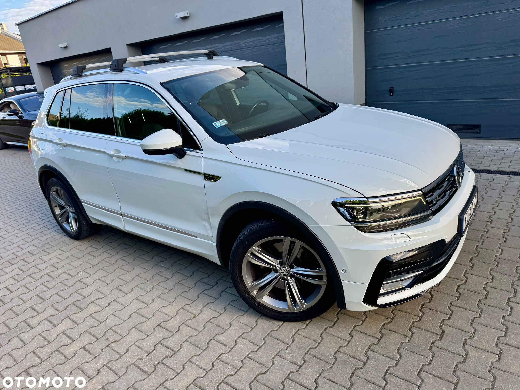 Volkswagen Tiguan 2.0 TSI 4Mot Perfectline R-Style DSG - 34