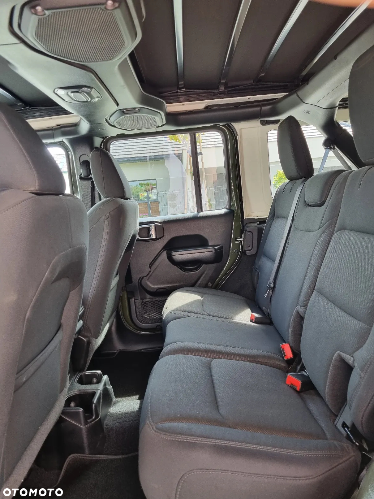 Jeep Wrangler - 27