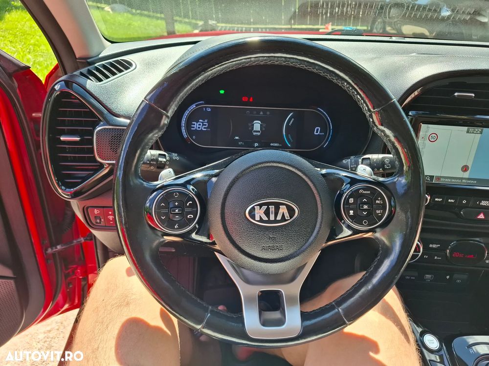 TOYOTA RAV4 2017 — imagine 18