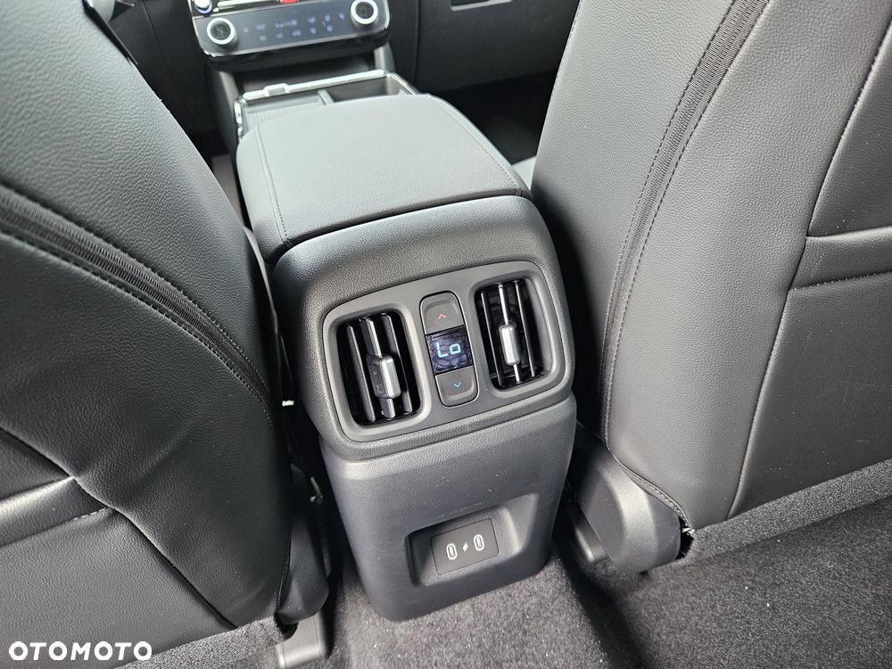 Hyundai Tucson 1.6 T-GDi HEV Executive 2WD - 13