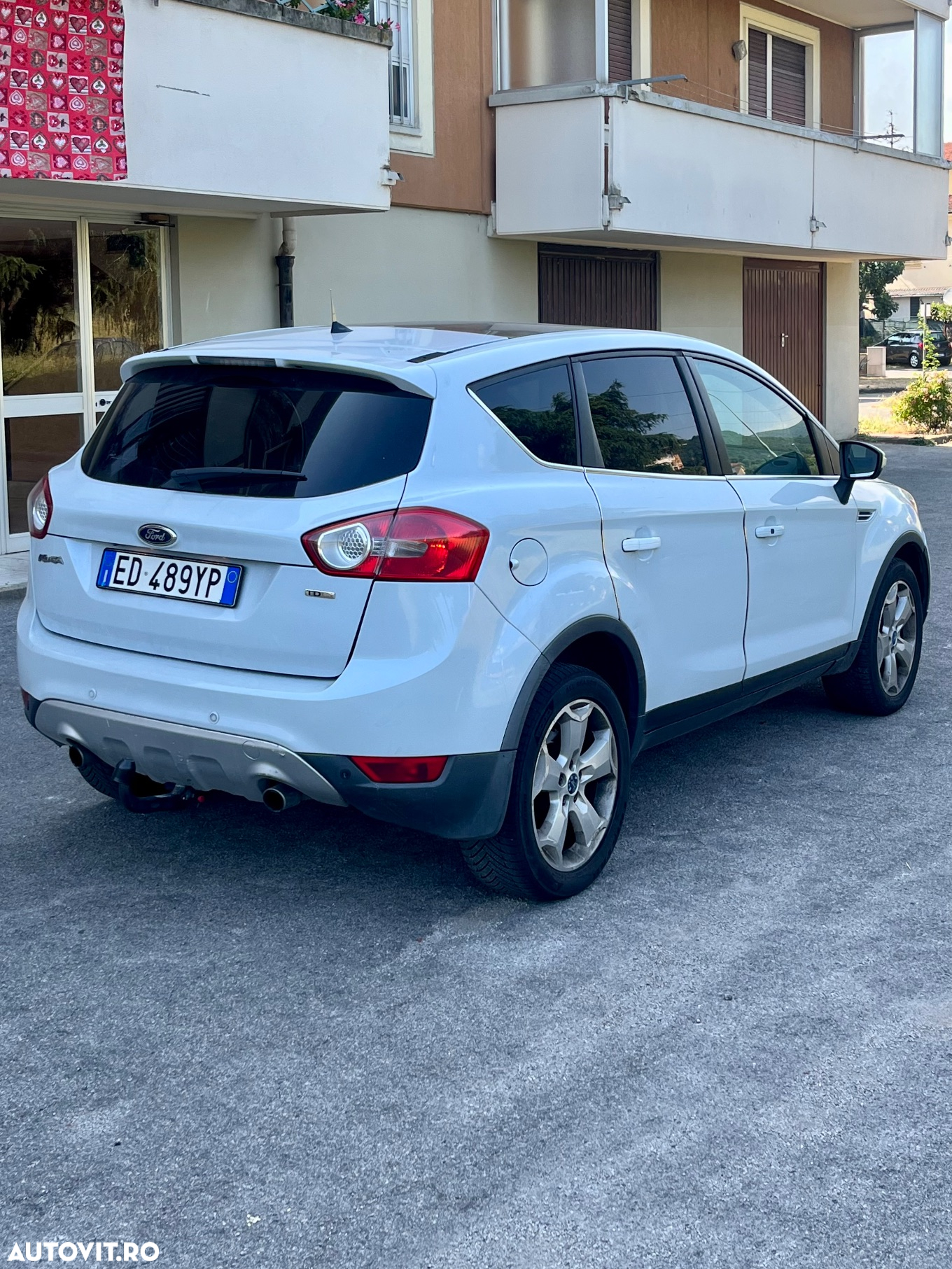 Ford Kuga 2.0 TDCi 4WD Powershift Titanium - 5