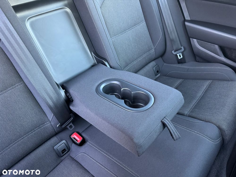 Volkswagen Passat 2.0 TDI SCR DSG Comfortline - 33